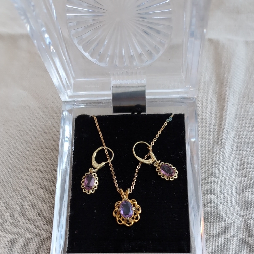 Elegant Gold and Purple Jewelry Set